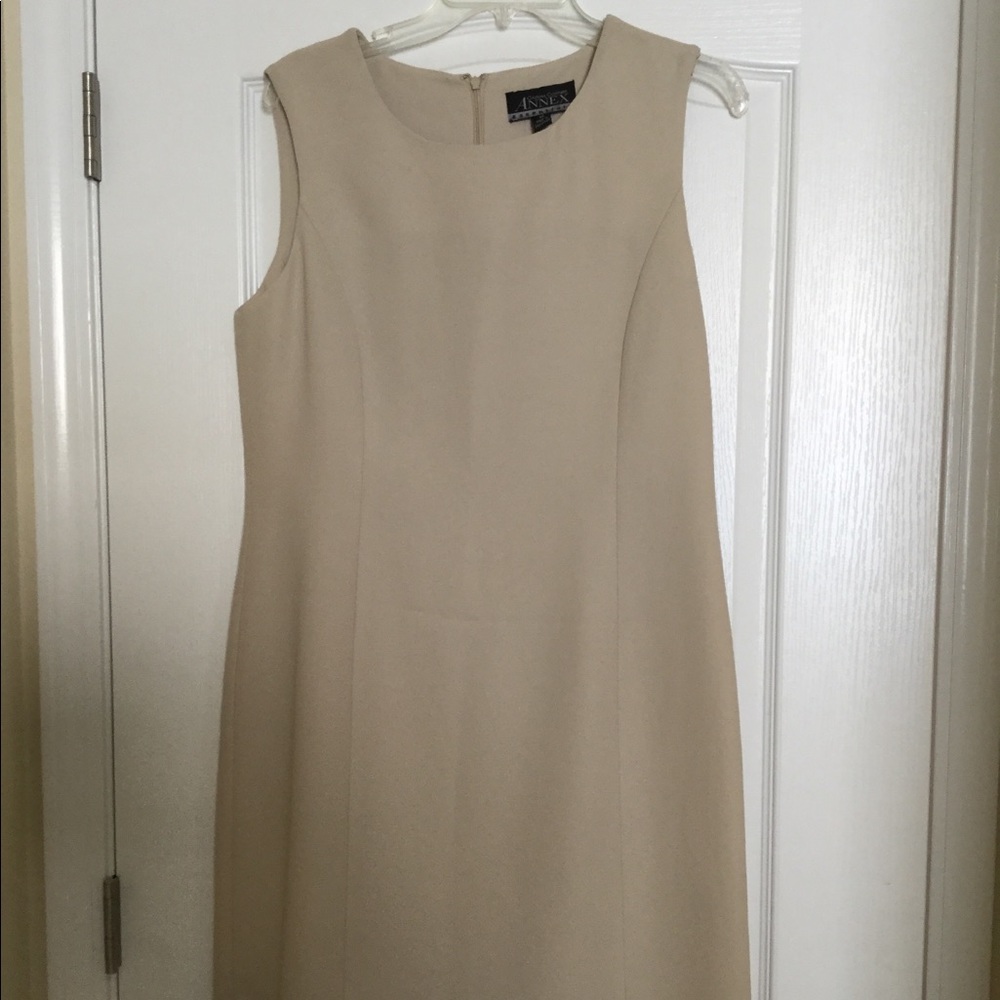 Taupe dress